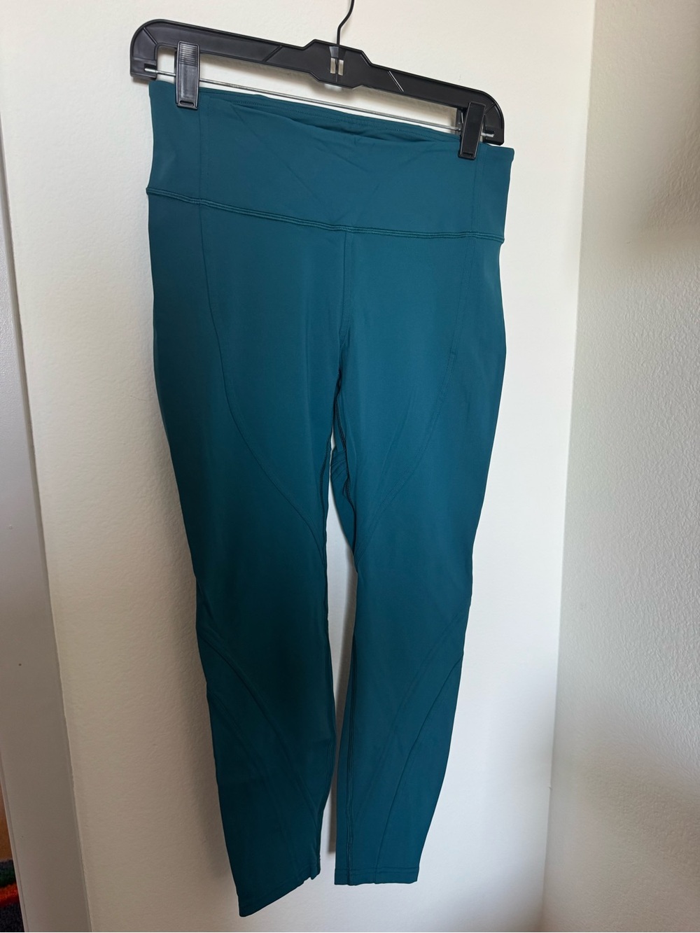 Lululemon chasing miles tight 25”